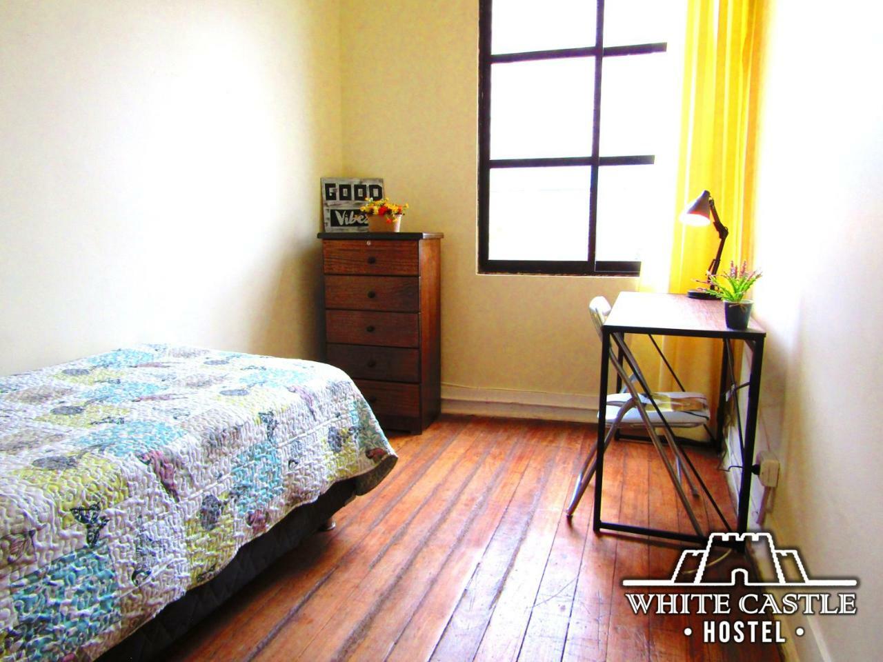 White Castle Hostel ヴァルパライソ エクステリア 写真