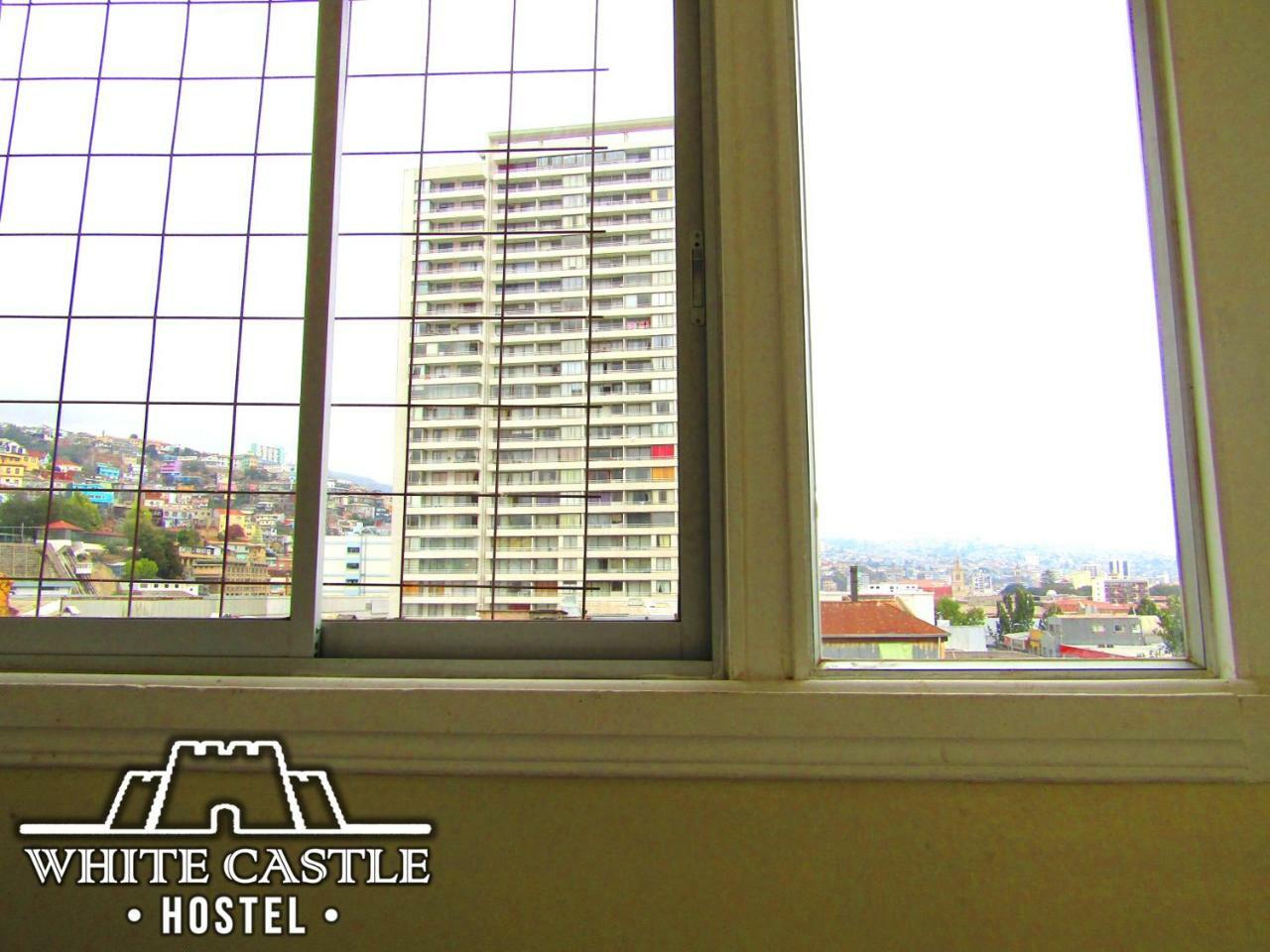 White Castle Hostel ヴァルパライソ エクステリア 写真