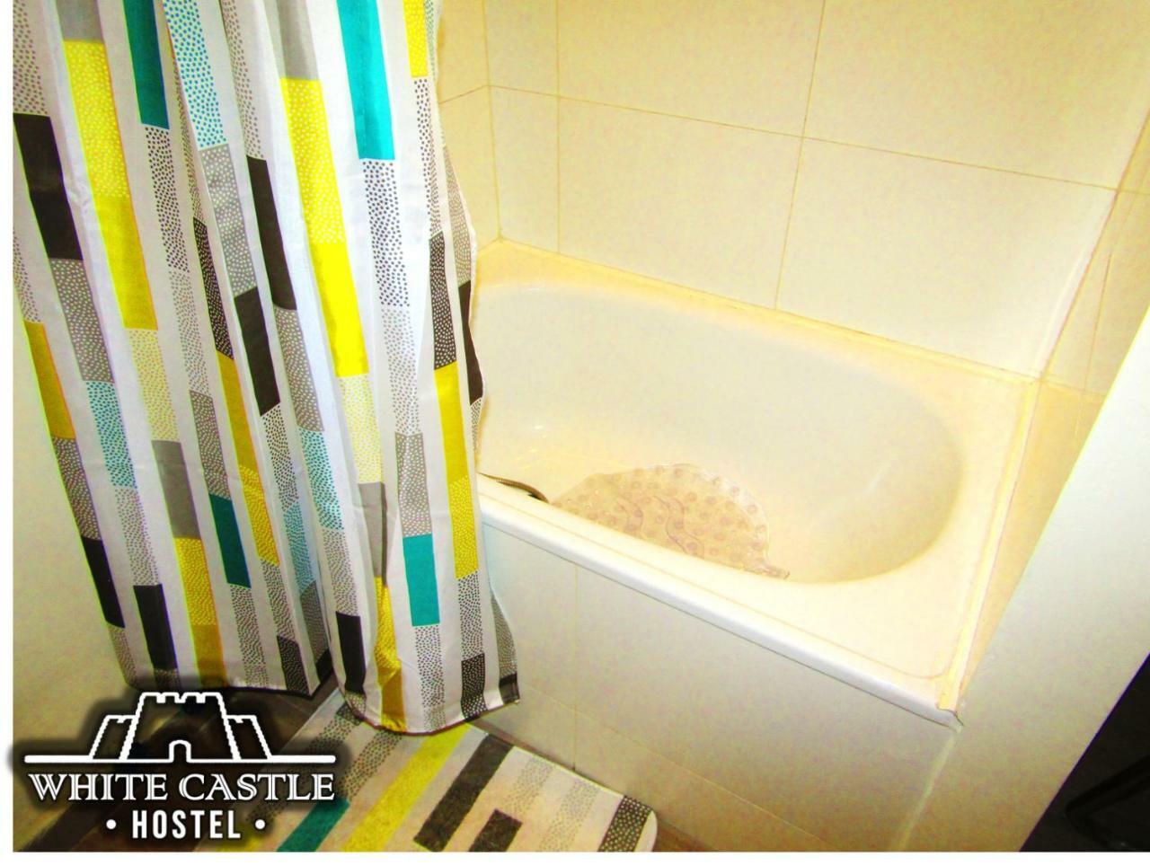 White Castle Hostel ヴァルパライソ エクステリア 写真