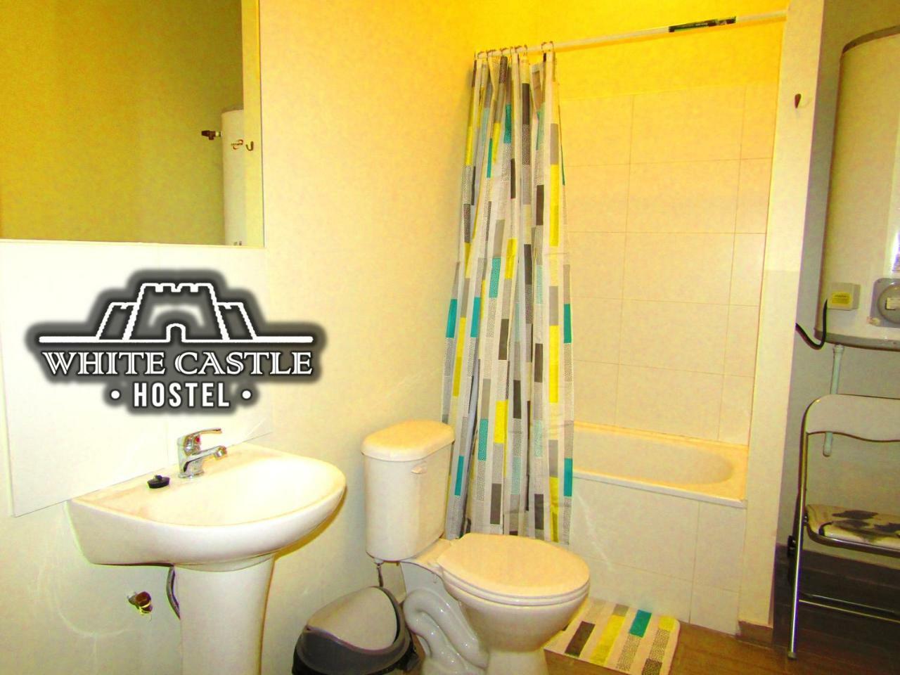 White Castle Hostel ヴァルパライソ エクステリア 写真