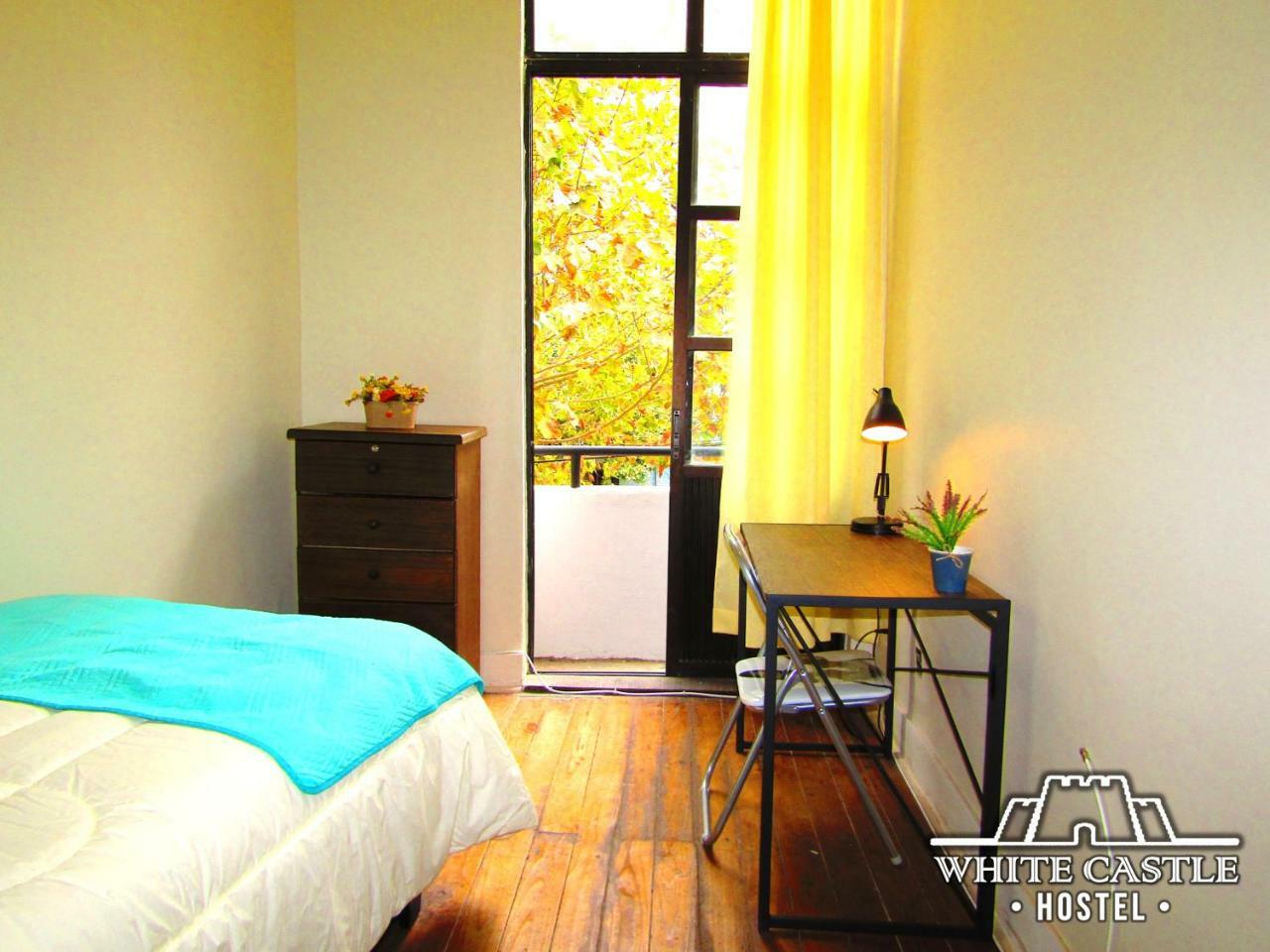 White Castle Hostel ヴァルパライソ エクステリア 写真