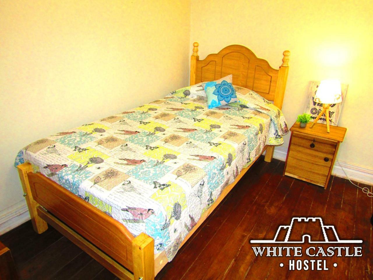 White Castle Hostel ヴァルパライソ エクステリア 写真